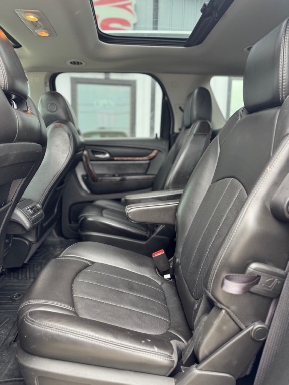 2014 GMC Acadia Image 18