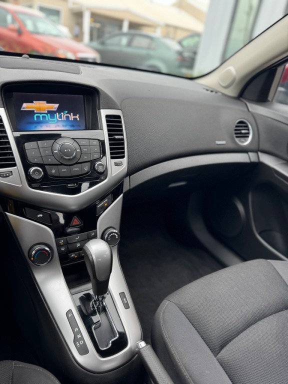 2016 Chevrolet Cruze Image 10