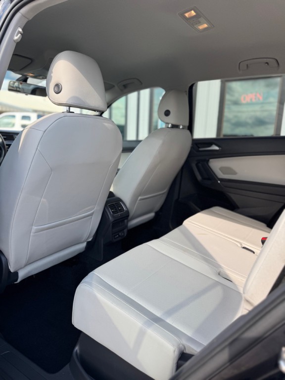 2018 Volkswagen Tiguan Image 17