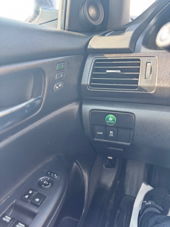 2013 Honda Accord Image 14
