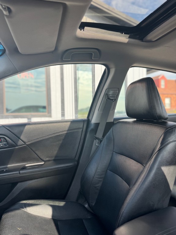 2013 Honda Accord Image 15