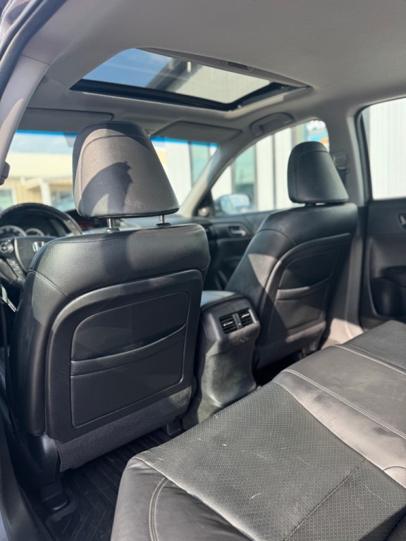 2013 Honda Accord Image 18