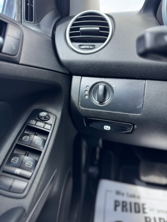 2010 Mercedes-Benz M-Class Image 13