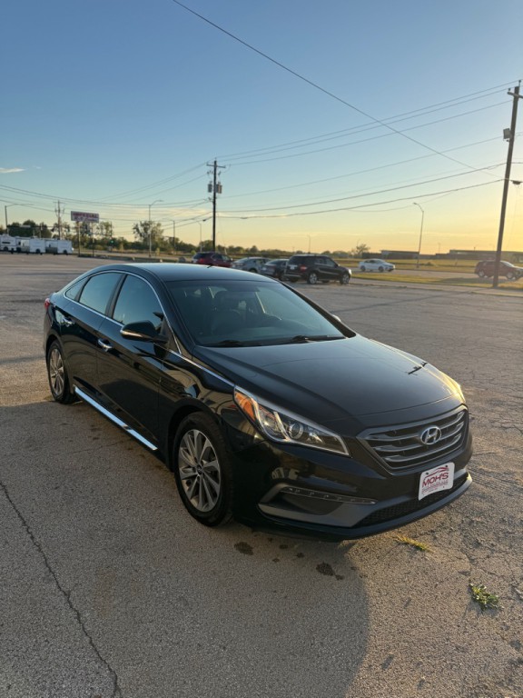 2016 Hyundai Sonata Image 3
