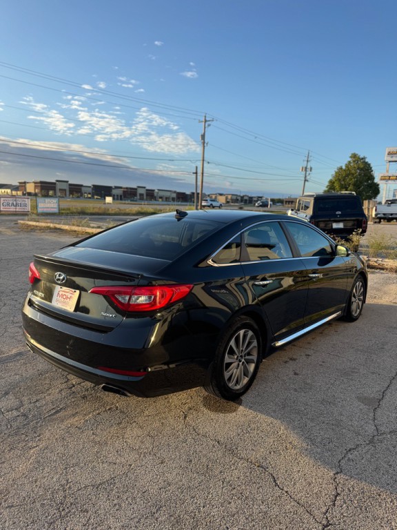 2016 Hyundai Sonata Image 4