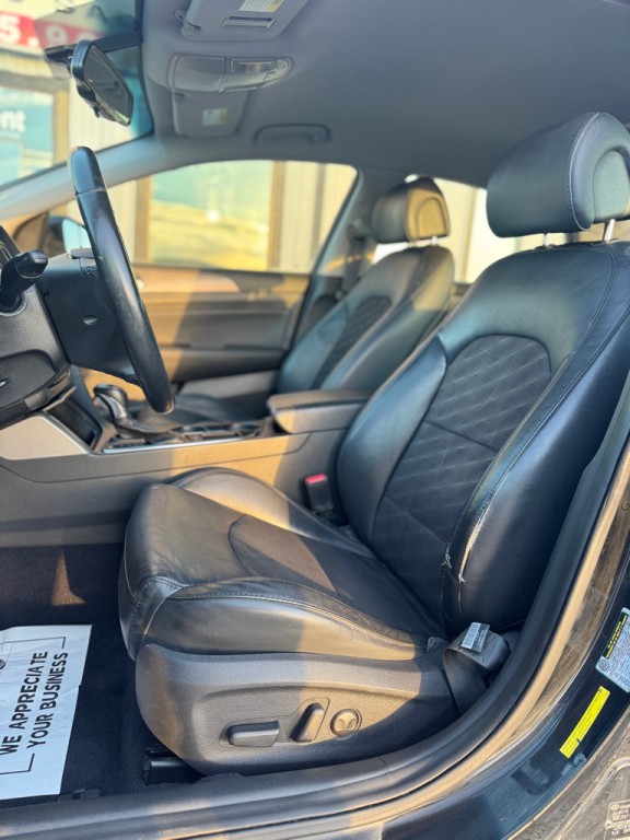 2016 Hyundai Sonata Image 9