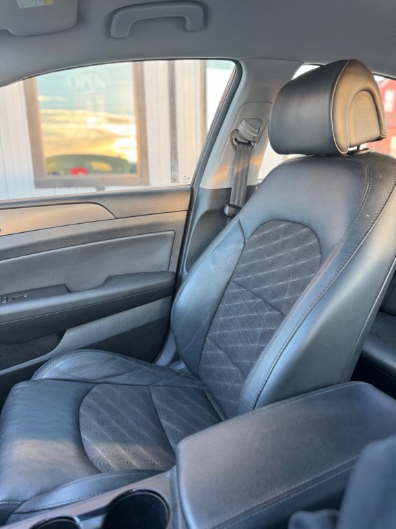 2016 Hyundai Sonata Image 15