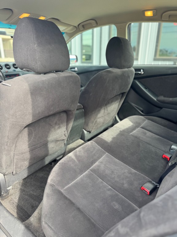 2009 Nissan Altima Image 15