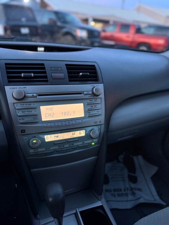 2009 Toyota Camry Image 10