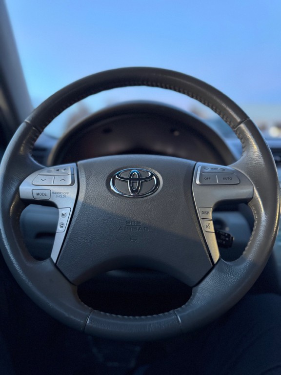 2009 Toyota Camry Image 12