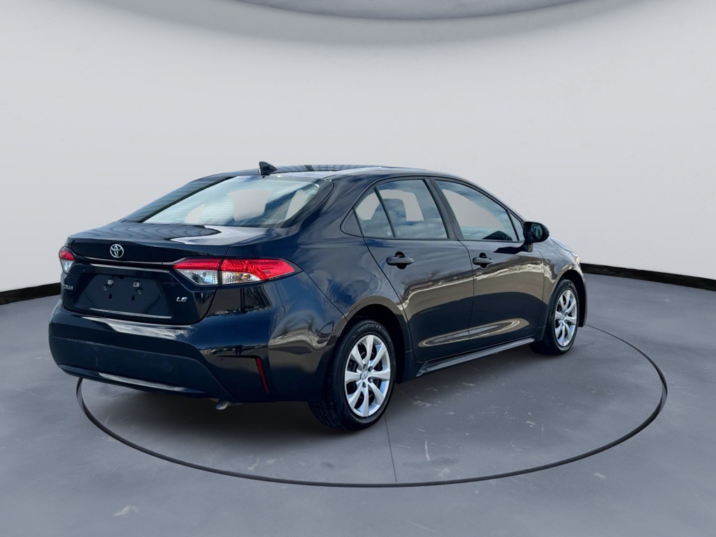 2022 Toyota Corolla Image 3