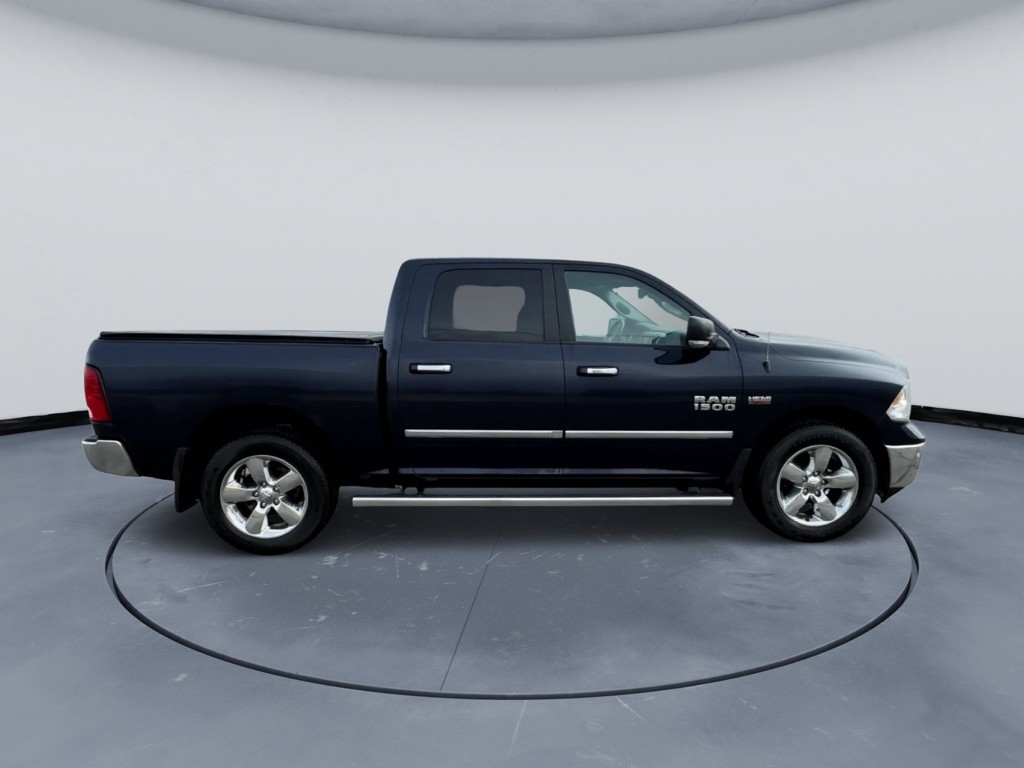 2016 RAM 1500 Image 2