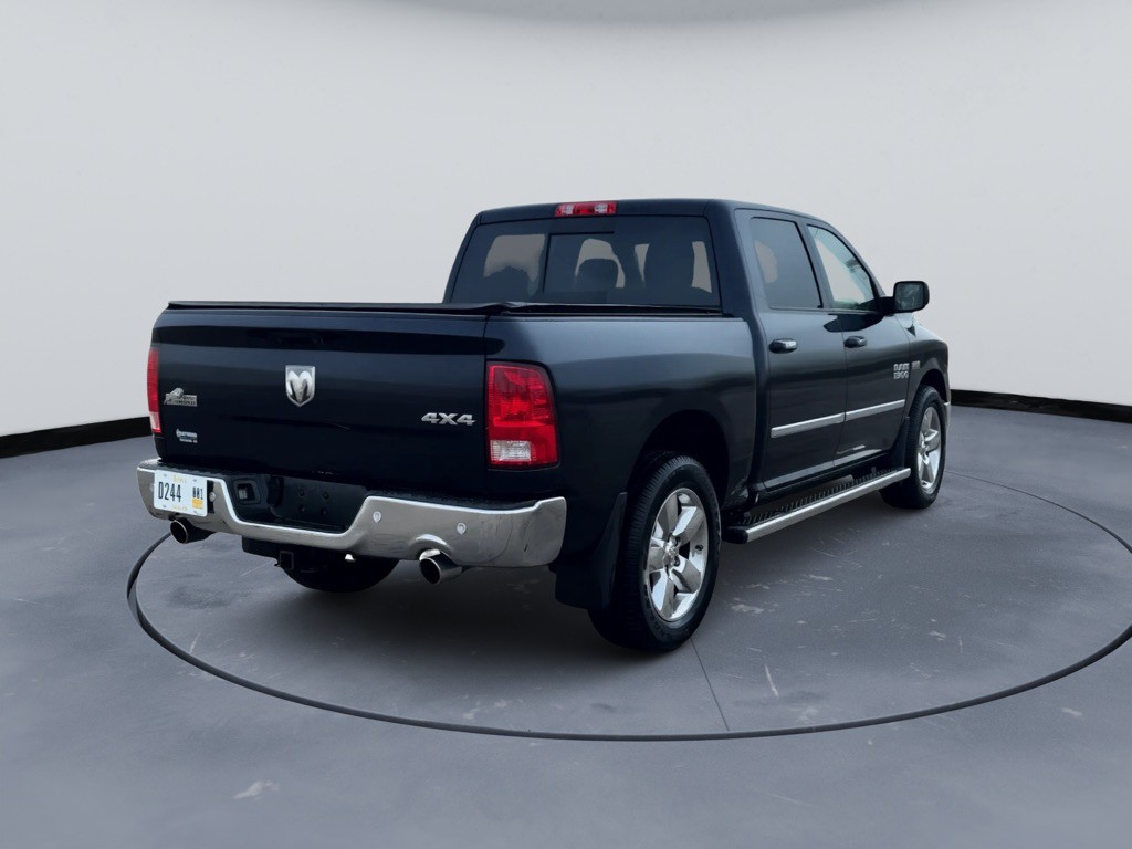 2016 RAM 1500 Image 3