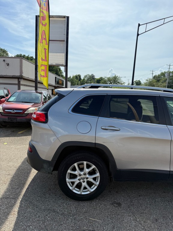2018 Jeep Cherokee Image 6