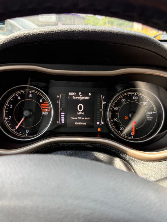 2018 Jeep Cherokee Image 17