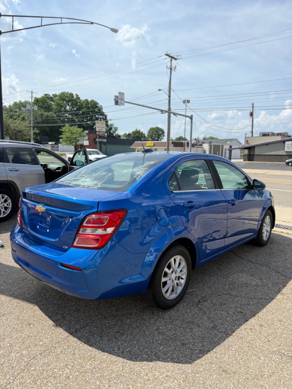 2017 Chevrolet Sonic Image 7