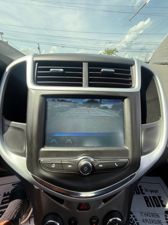 2017 Chevrolet Sonic Image 18