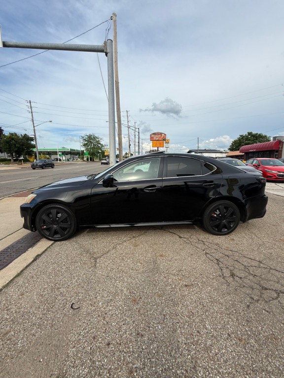 2006 Lexus IS Image 10