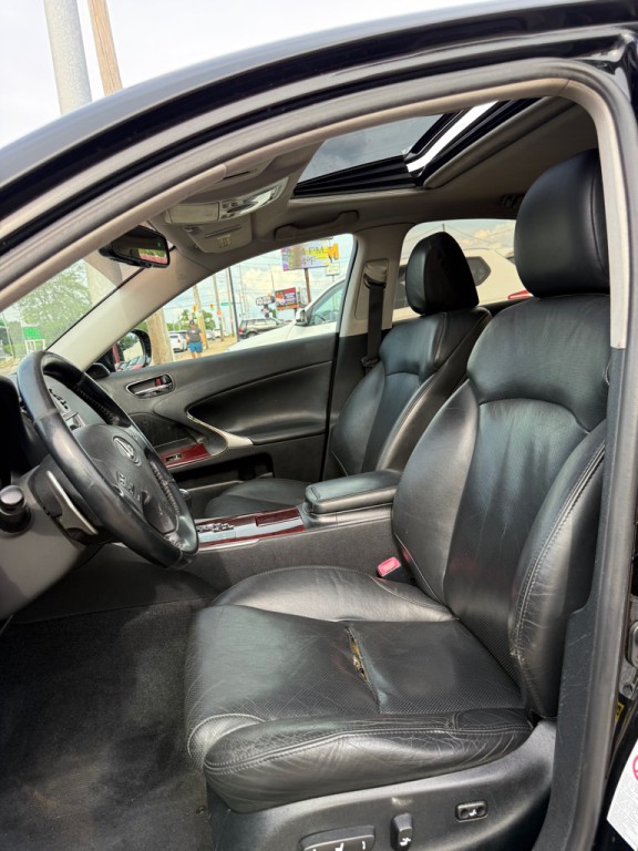 2006 Lexus IS Image 12