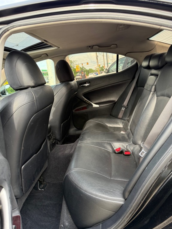 2006 Lexus IS Image 13