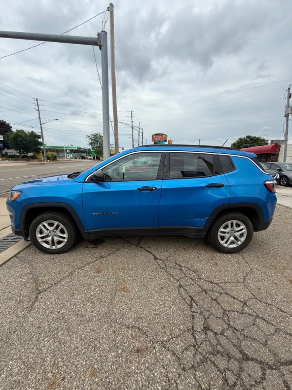 2019 Jeep Compass Image 8