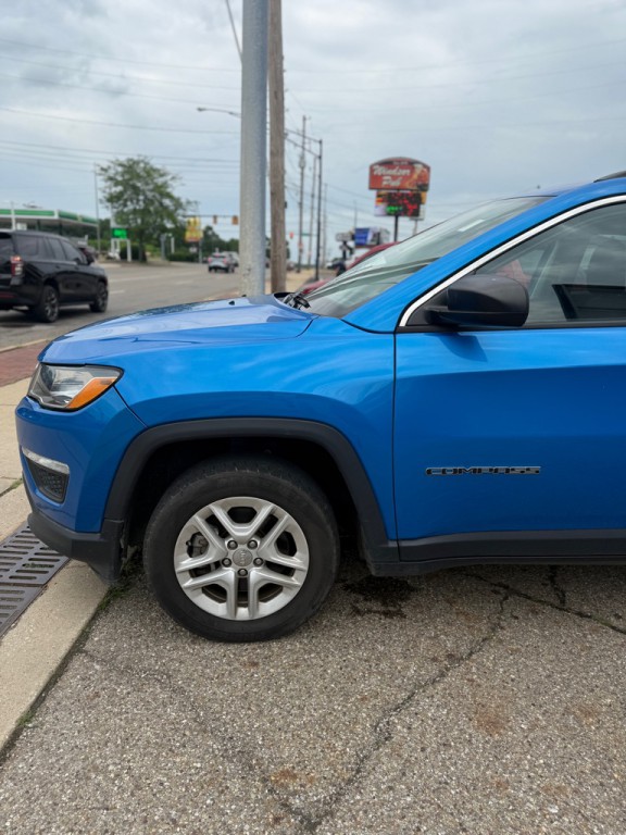 2019 Jeep Compass Image 9
