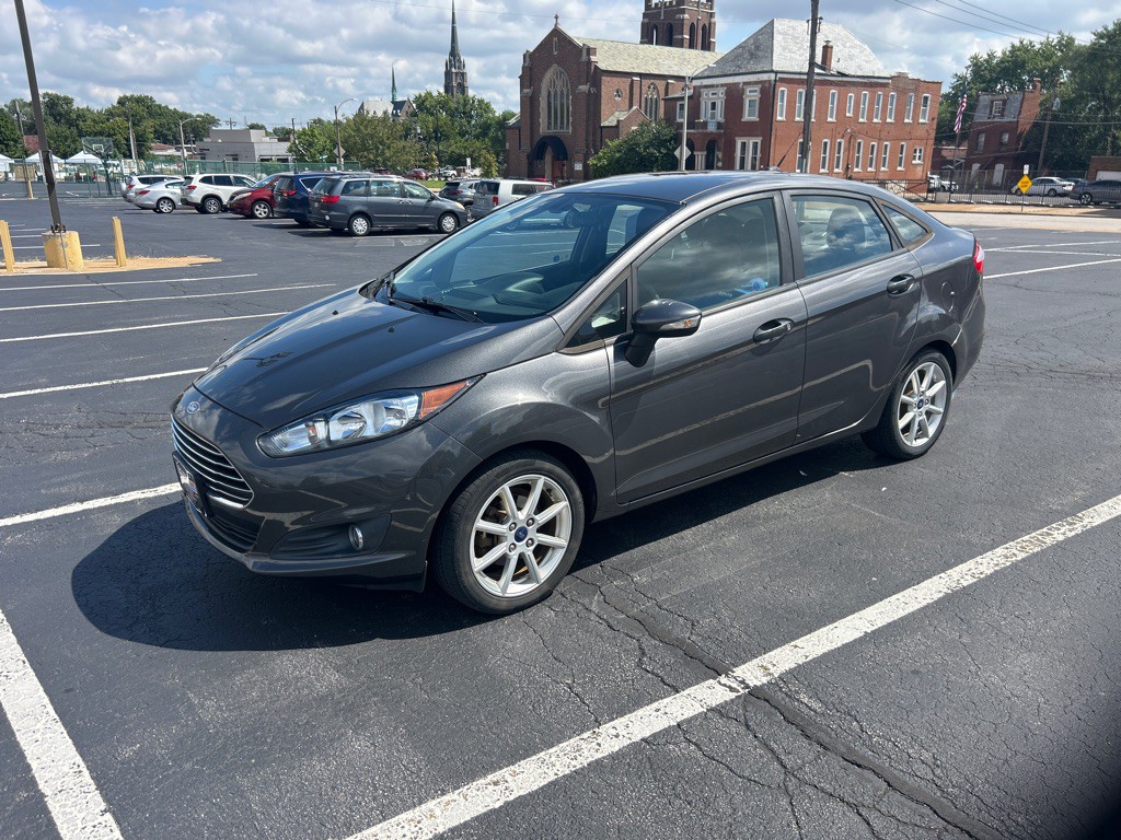 2015 Ford Fiesta Image 3