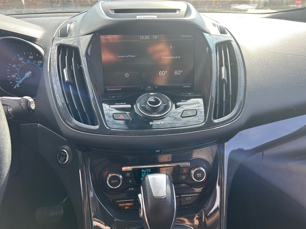 2015 Ford Escape Image 8
