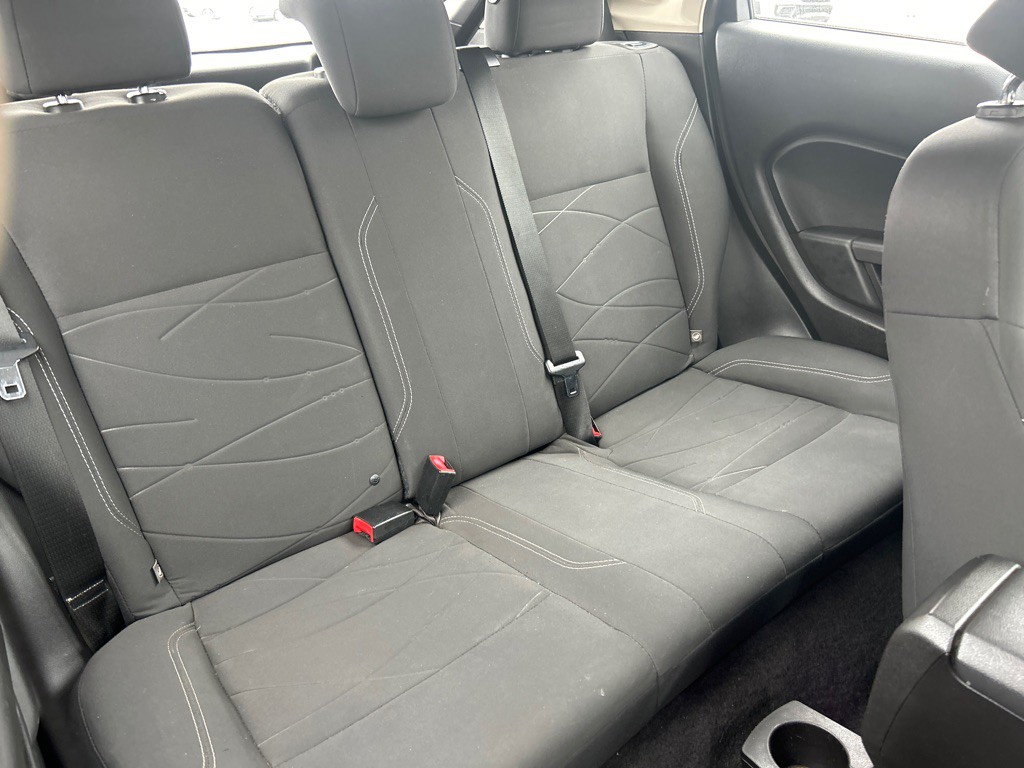 2014 Ford Fiesta Image 7