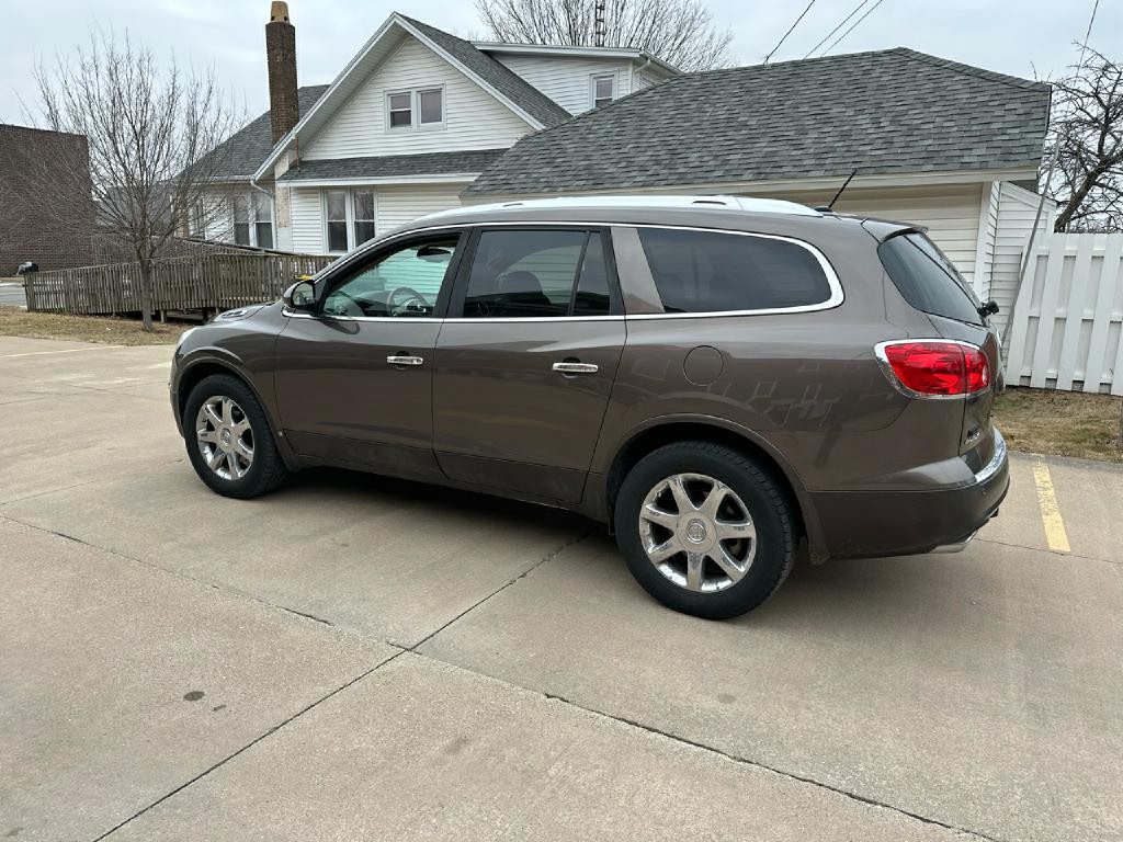 2008 Buick Enclave Image 8