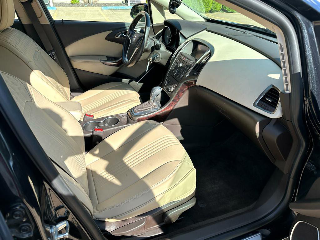 2014 Buick Verano Image 16