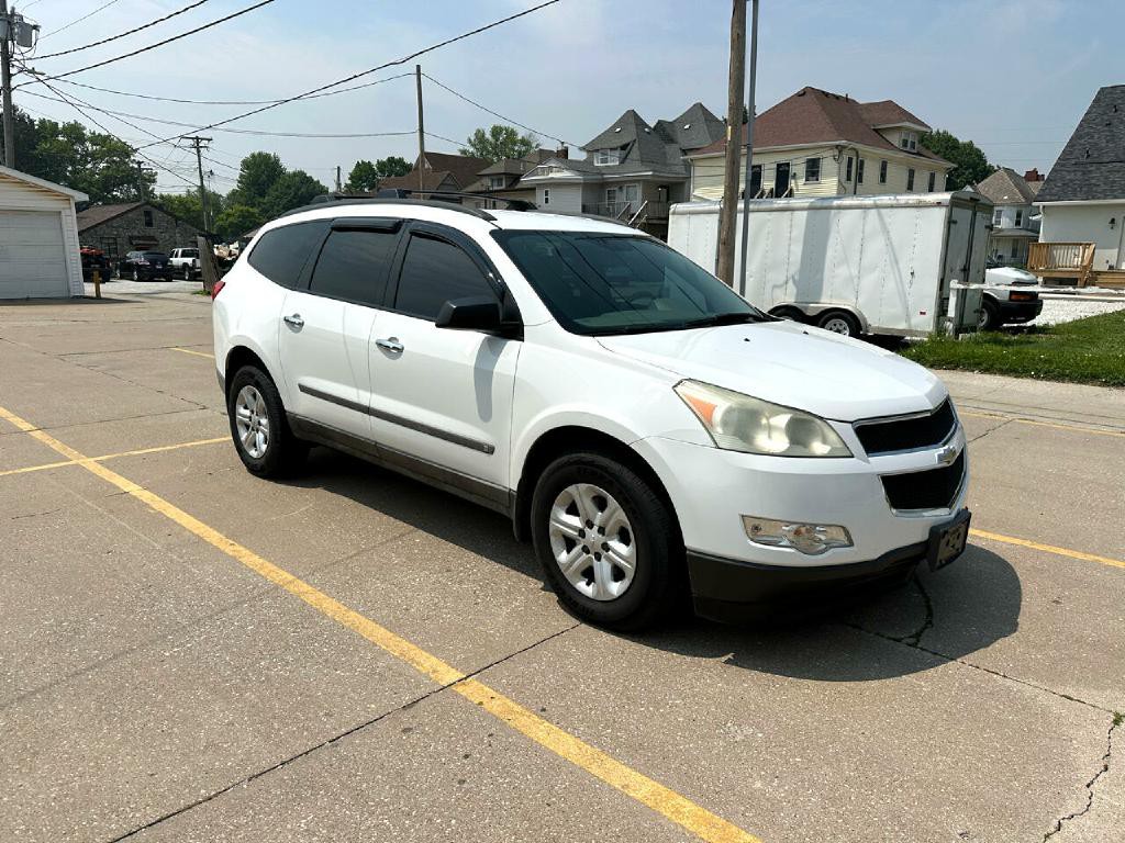 2009 Chevrolet Traverse Image 3