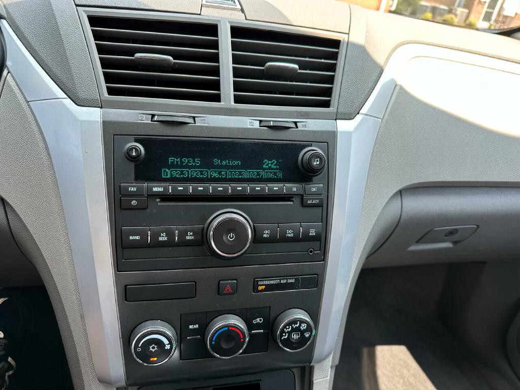 2009 Chevrolet Traverse Image 25