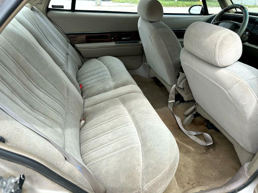 1997 Buick LeSabre Image 12