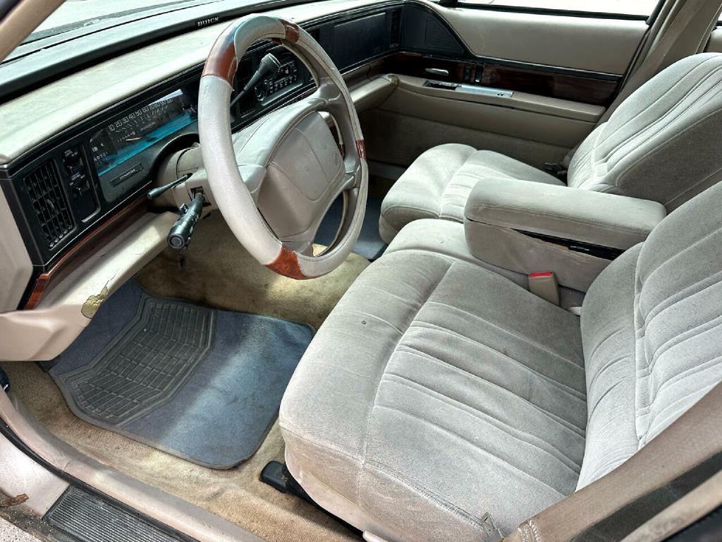 1997 Buick LeSabre Image 16
