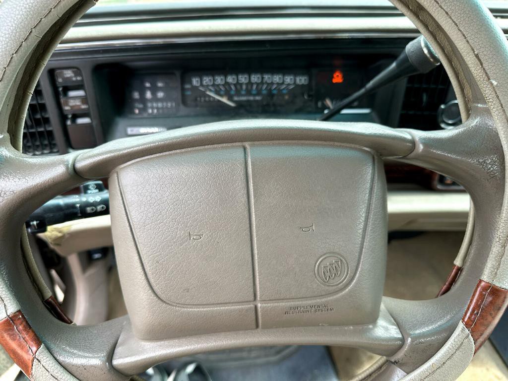 1997 Buick LeSabre Image 18