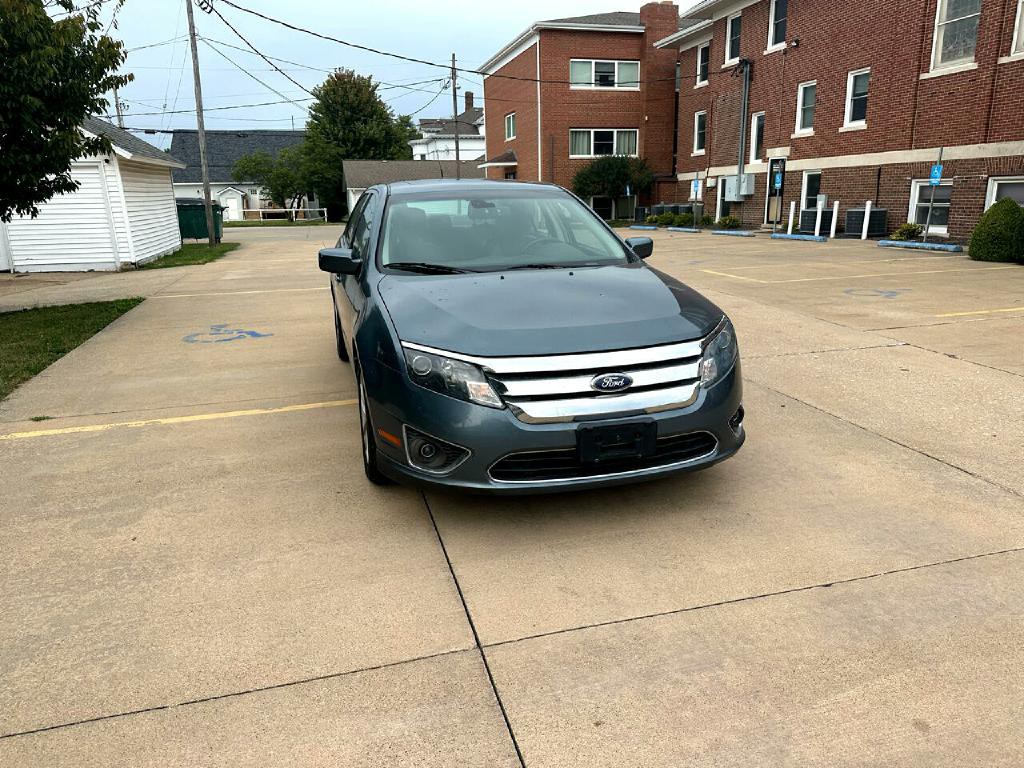 2011 Ford Fusion Image 2