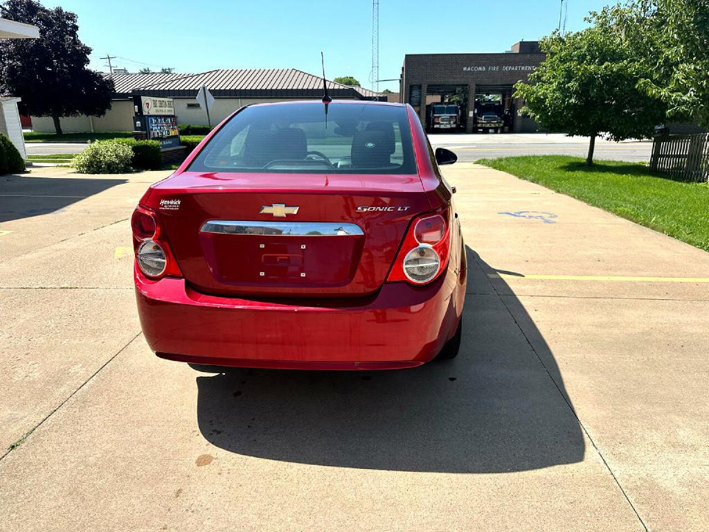 2013 Chevrolet Sonic Image 8