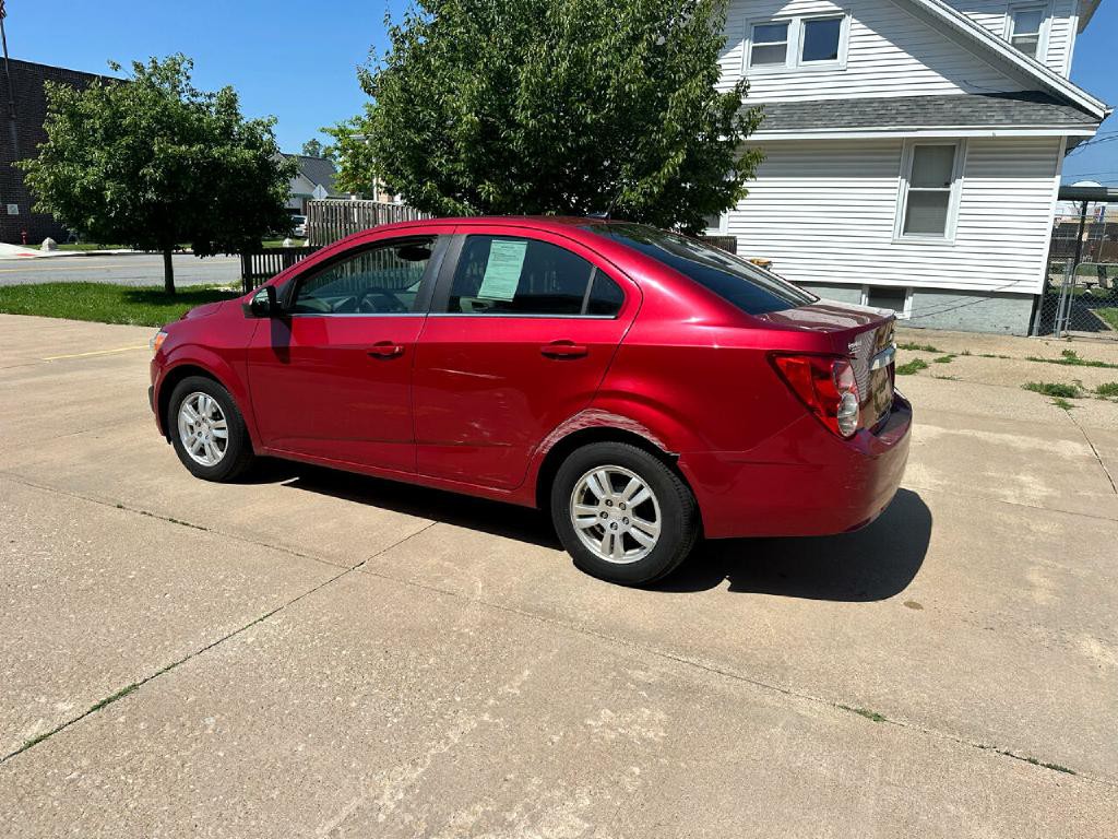 2013 Chevrolet Sonic Image 10