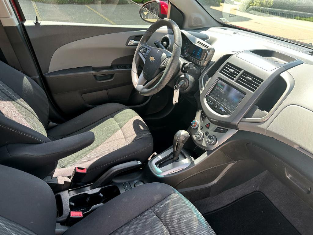 2013 Chevrolet Sonic Image 19