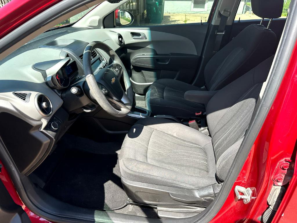 2013 Chevrolet Sonic Image 20