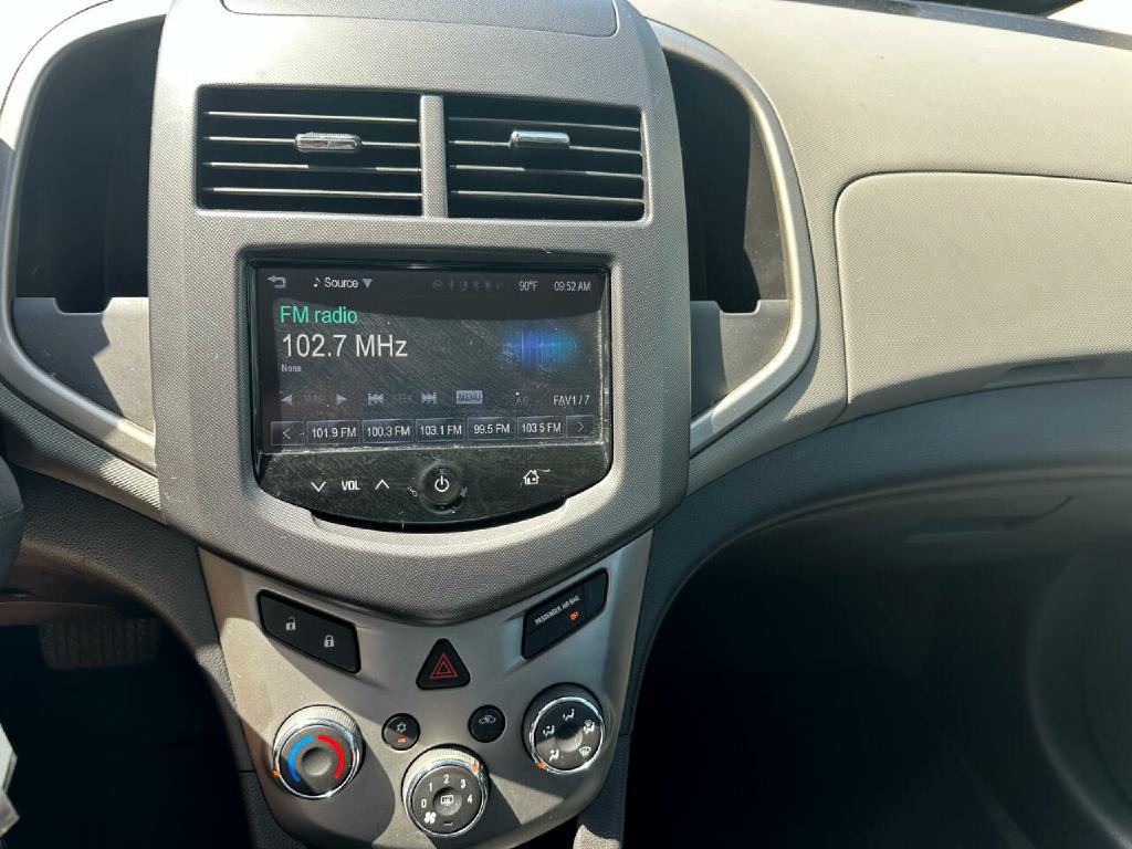 2013 Chevrolet Sonic Image 22