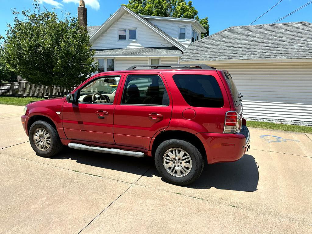 2006 Mercury Mariner Image 10