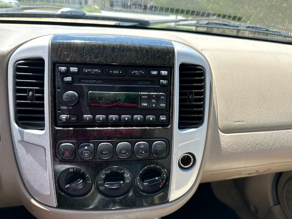 2006 Mercury Mariner Image 23