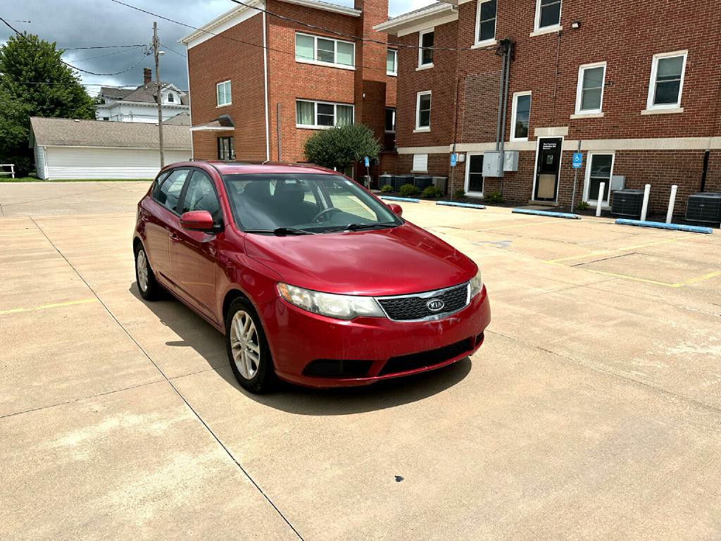 2011 Kia Forte Image 2