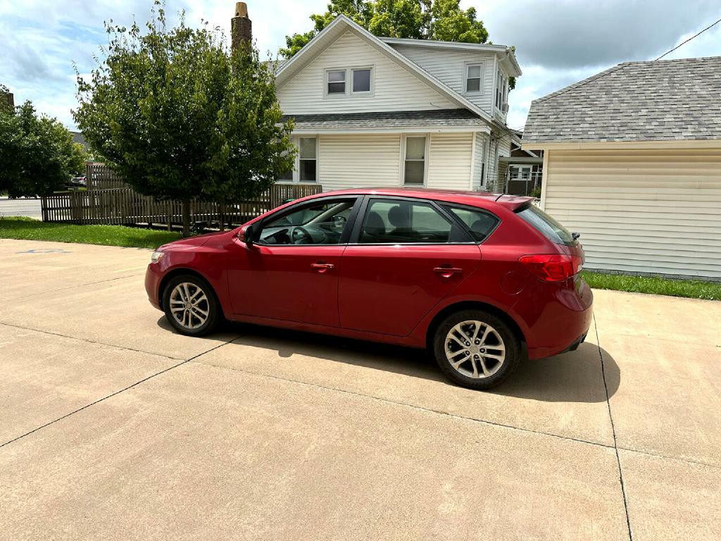 2011 Kia Forte Image 8