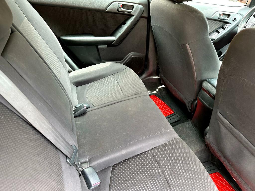 2011 Kia Forte Image 16