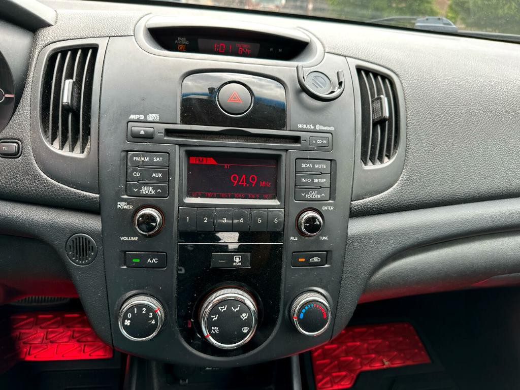 2011 Kia Forte Image 22