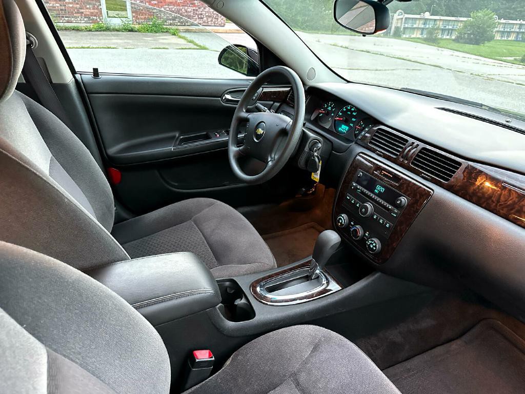 2013 Chevrolet Impala Image 19