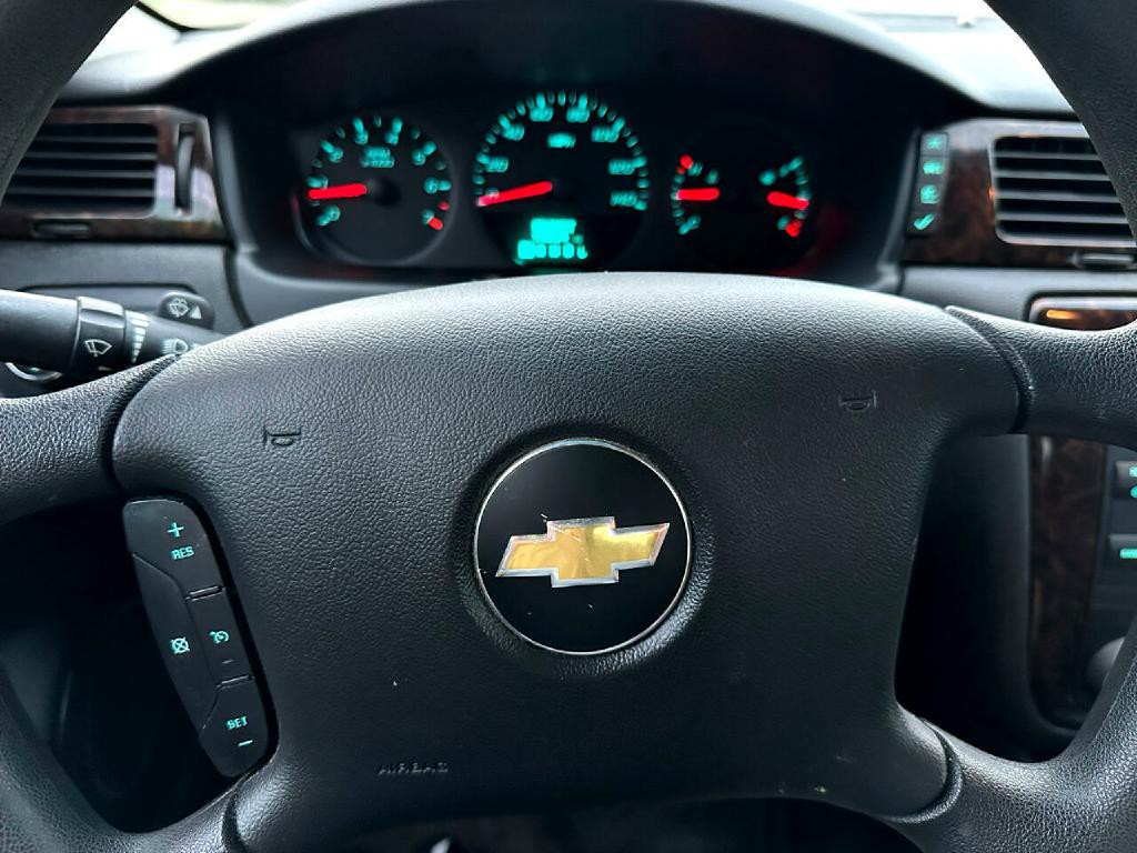 2013 Chevrolet Impala Image 24